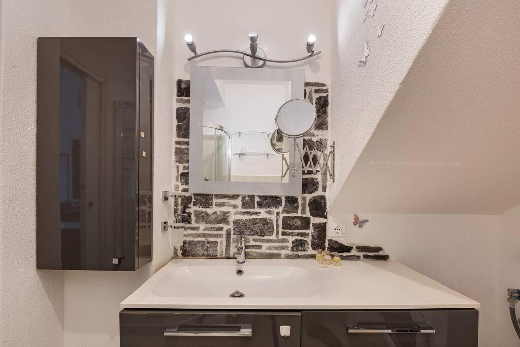 Appartement Al 37 Vista Mare E Colline à Finale Ligure Extérieur photo